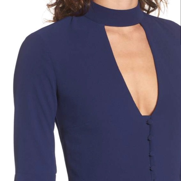 [Socialite] Harper Bell Sleeve Dress - Picture 5 of 5